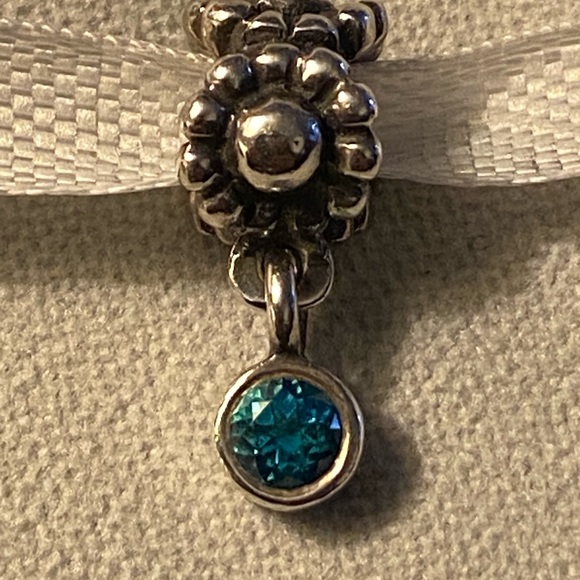Pandora Retired Blue Topaz Dew Drop Daisy Dangle Sterling Silver Bracelet Charm - Picture 6 of 8